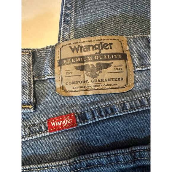 Wrangler Mens Jeans Five Star Regular Fit Flex Size 38x32 Medium Wash Denim - Picture 5 of 5